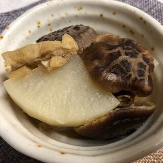 干し椎茸と大根の煮物